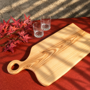Planche à fromage en frêne olivier