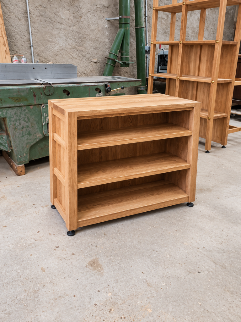 Rangements du comptoir de présentation en bois massif